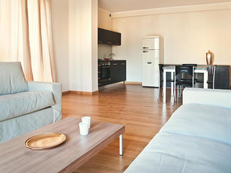 Studio By Eureka Apartment